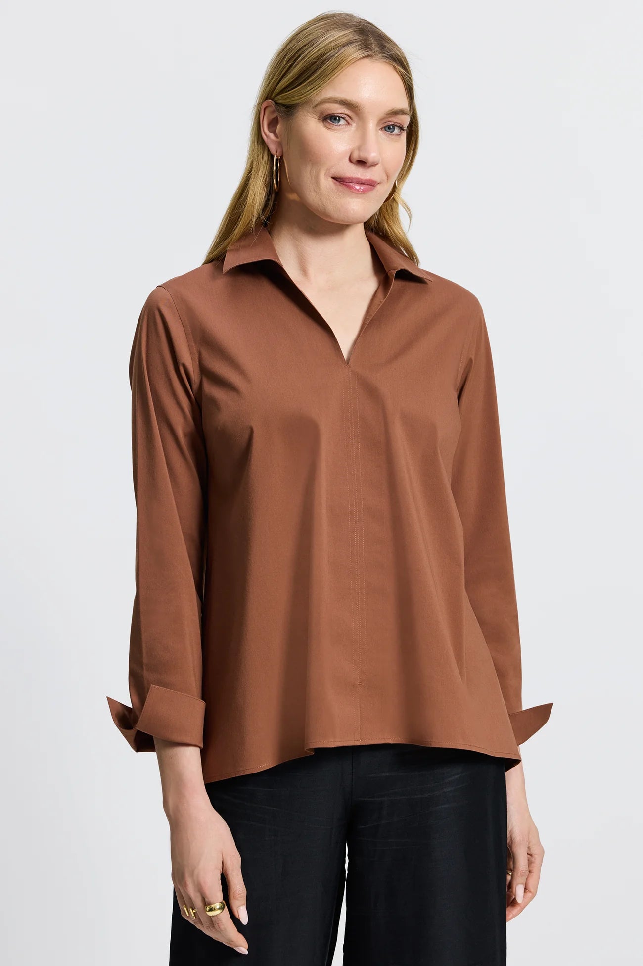 AGNES STRETCH LONG SLEEVE POPOVER SHIRT