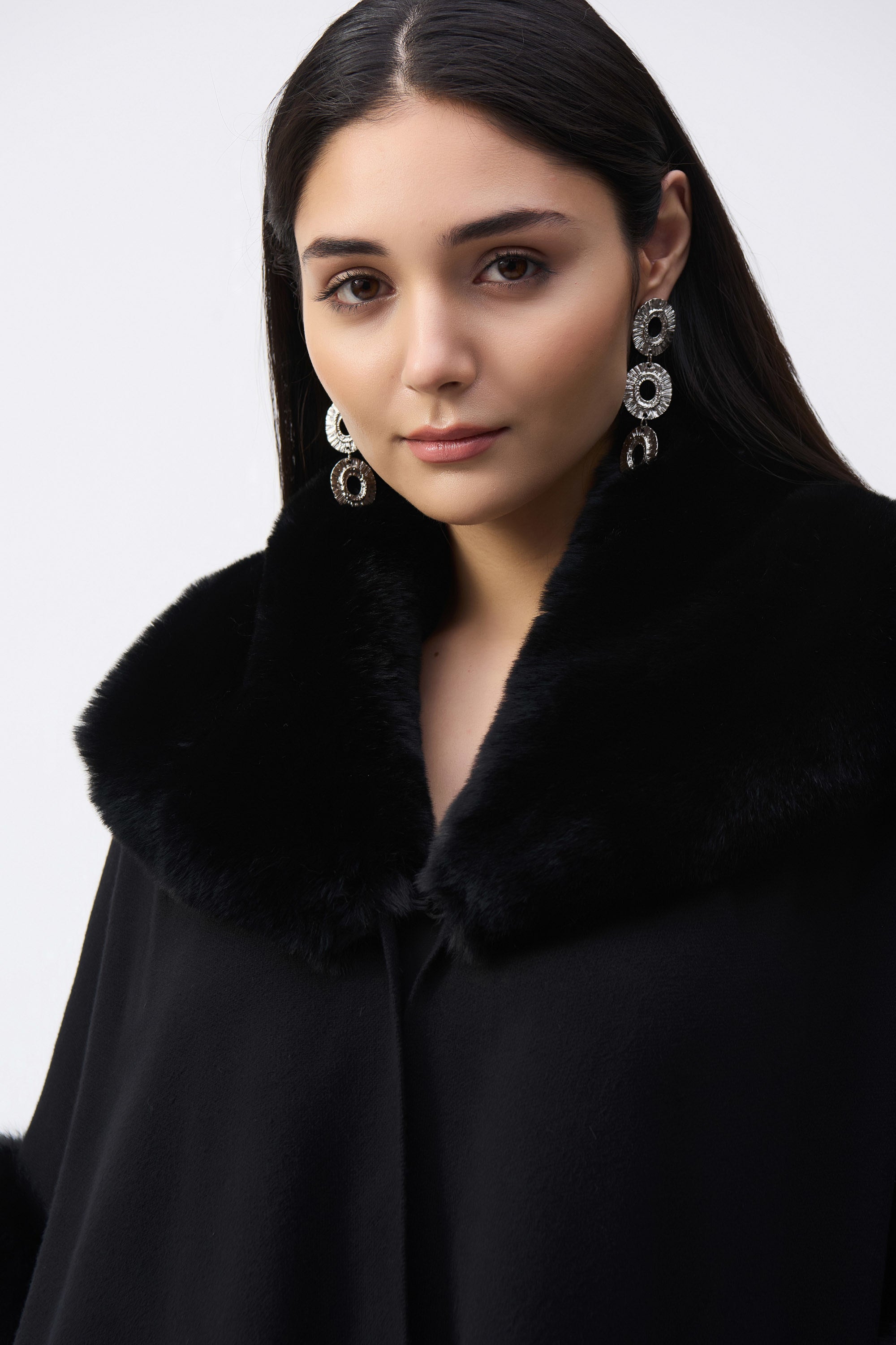 BRUSHED JACQUARD AND FAUX FUR CAPE