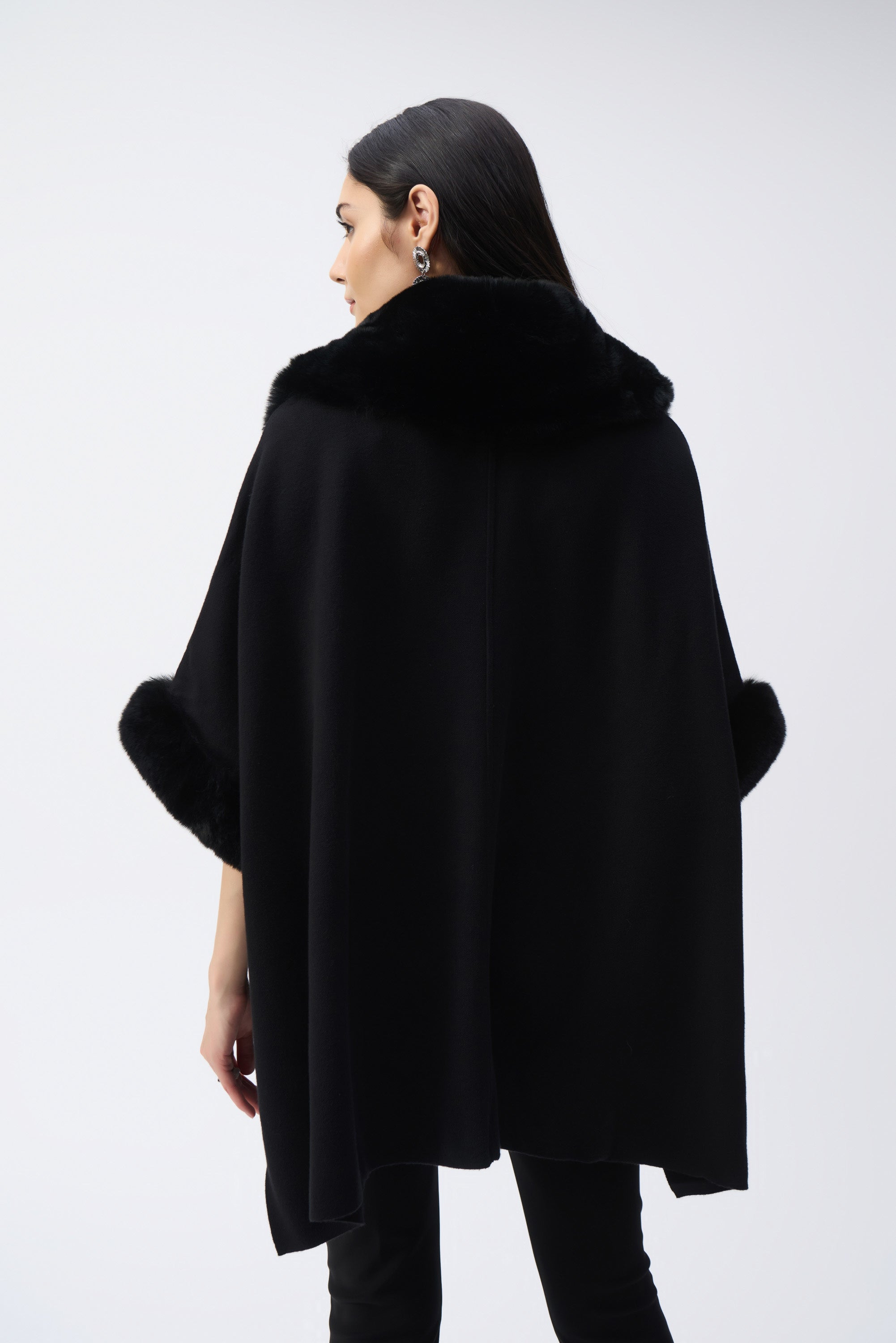 BRUSHED JACQUARD AND FAUX FUR CAPE
