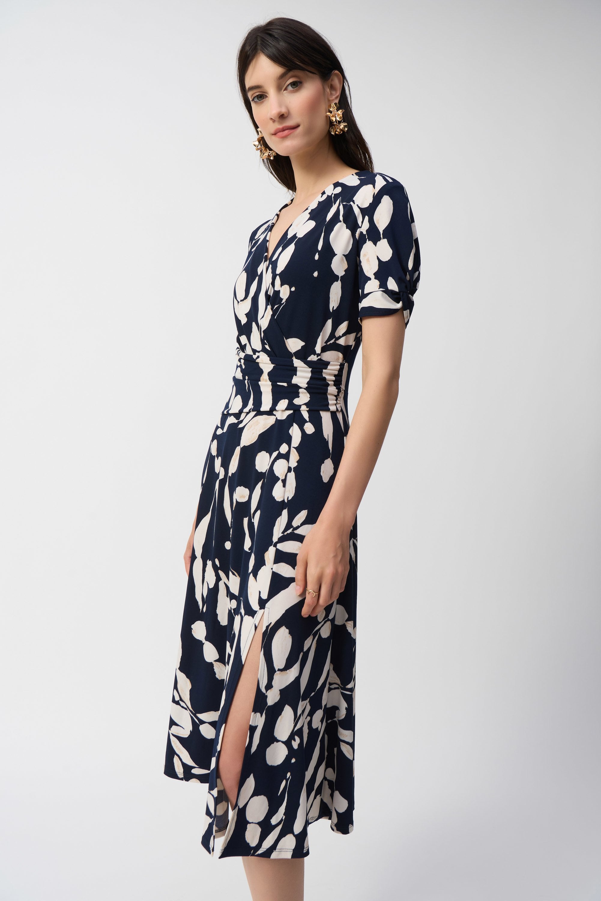 ABSTRACT PRINT WRAP DRESS