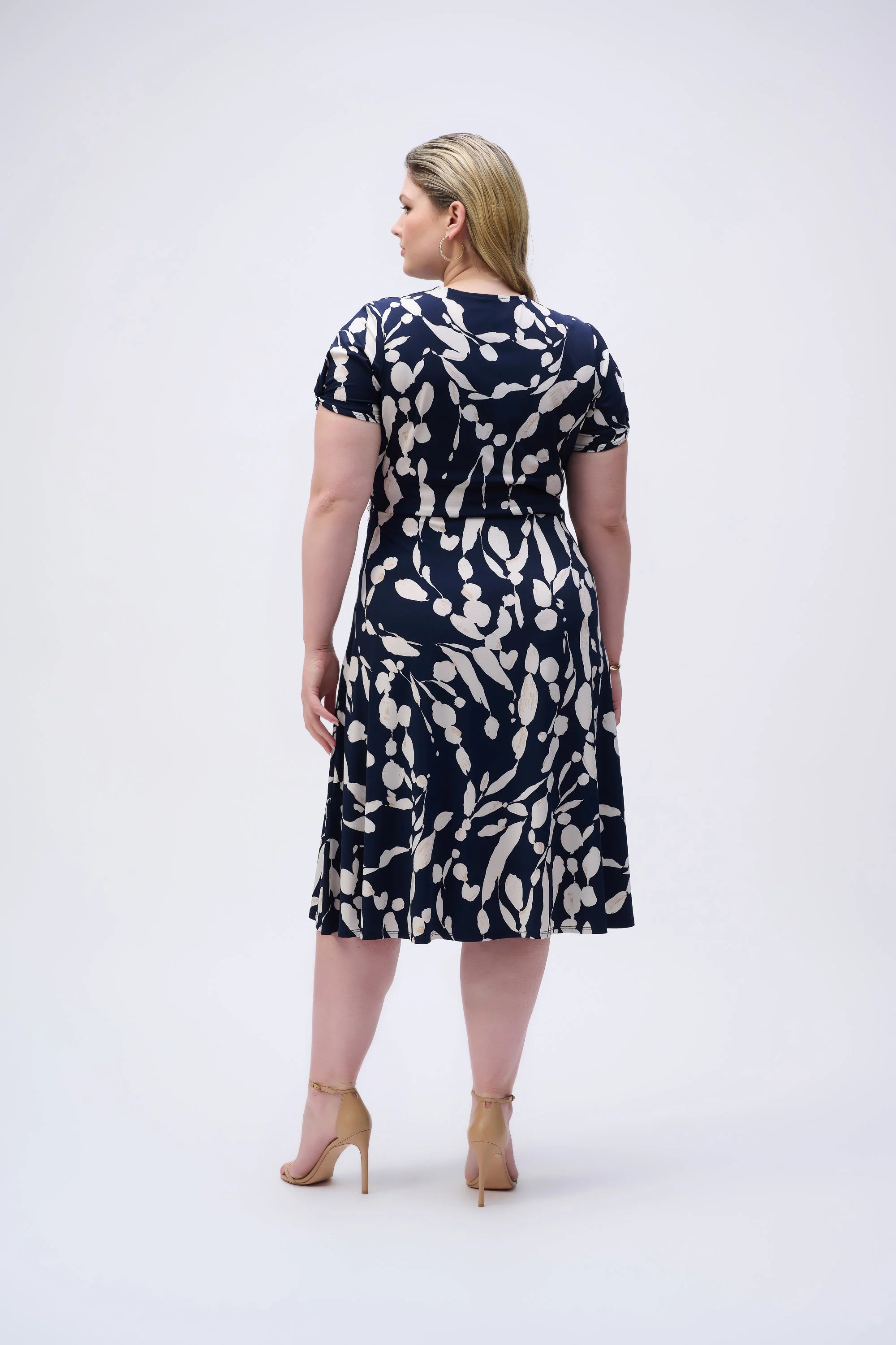 ABSTRACT PRINT WRAP DRESS