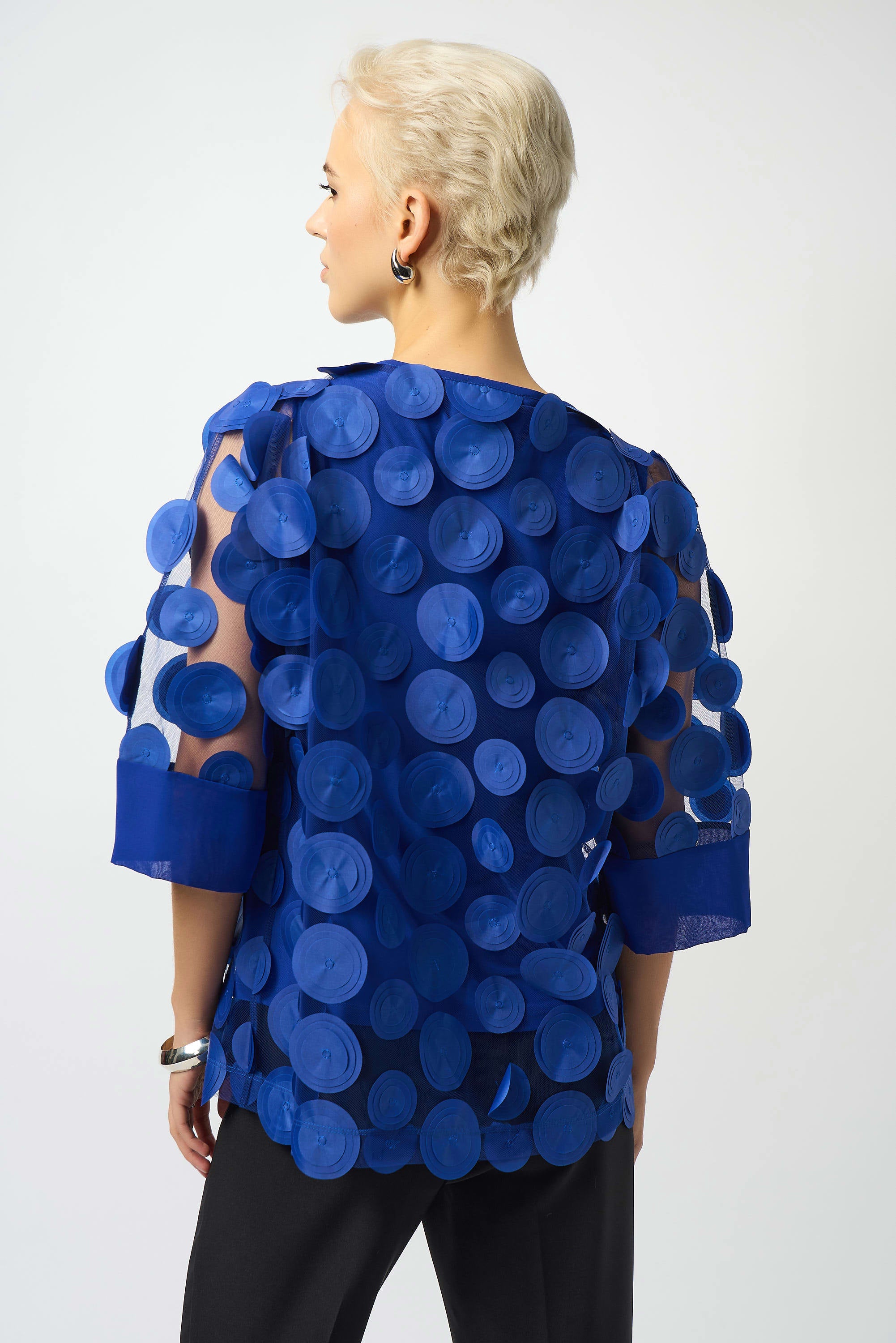 3D EMBROIDERED MESH TUNIC