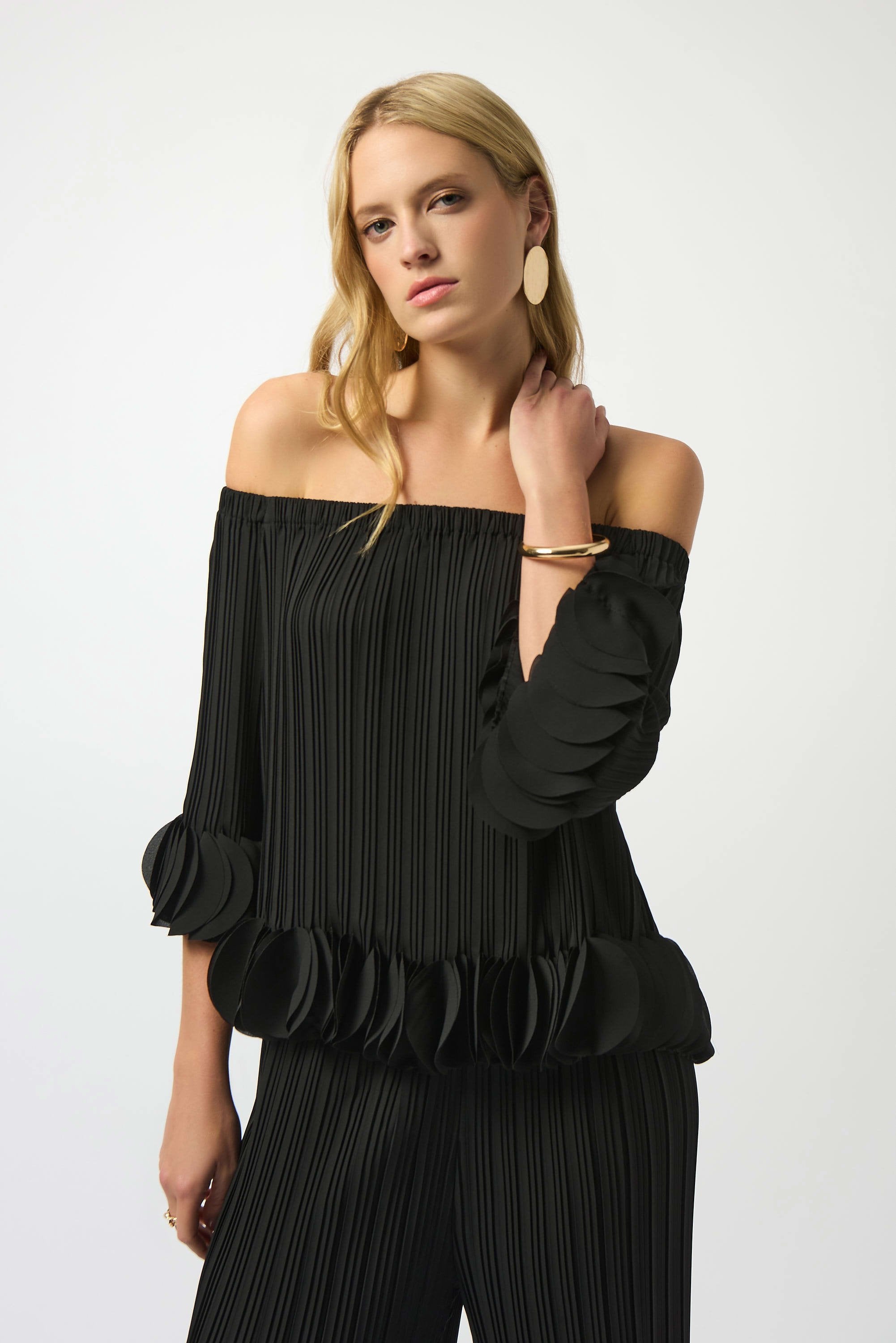GEORGETTE OFF SHOULDER PLEATED TOP