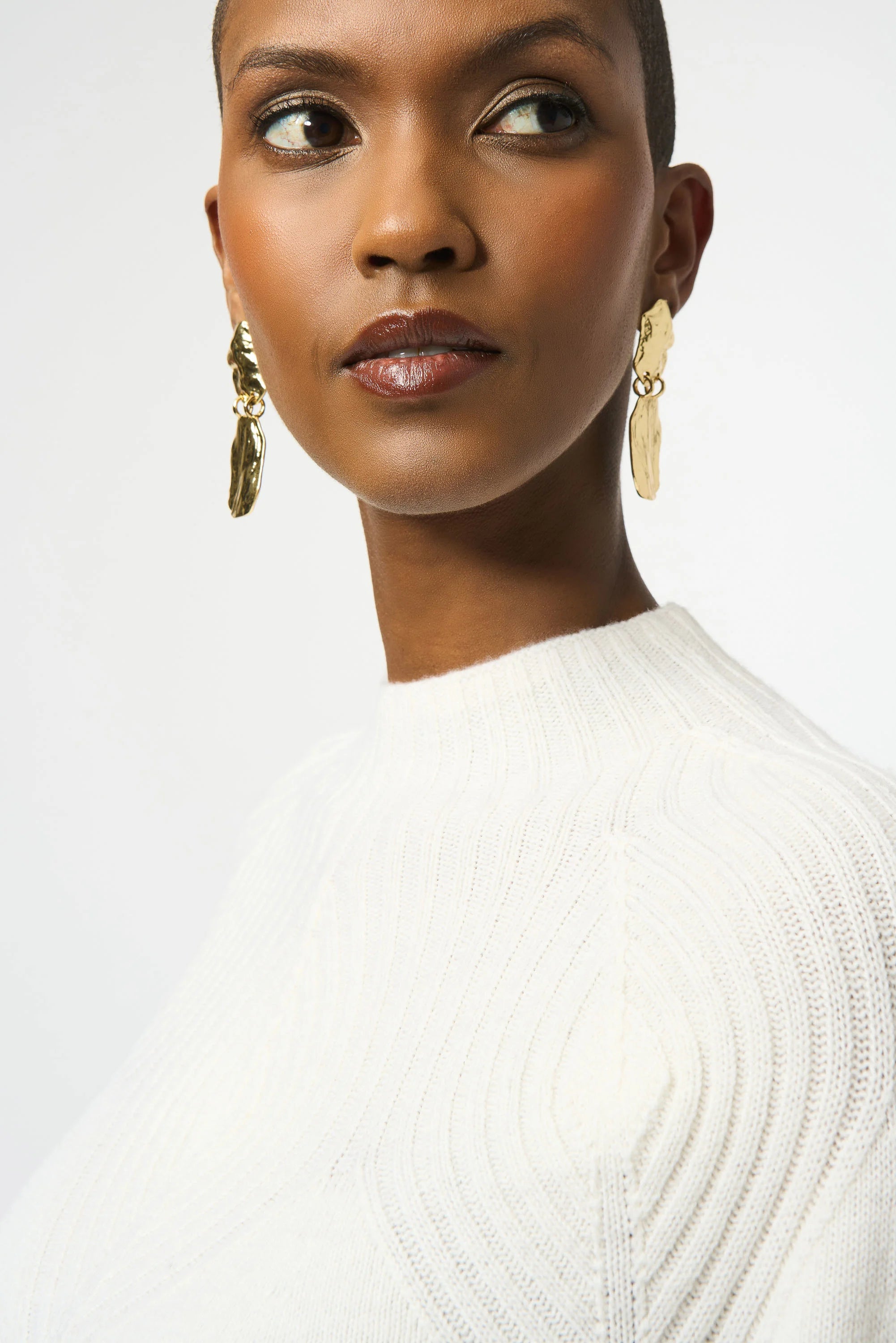 WOOL BLEND SWEATER
