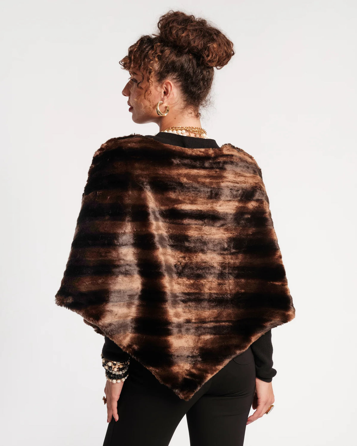 ENVOY PONCHO