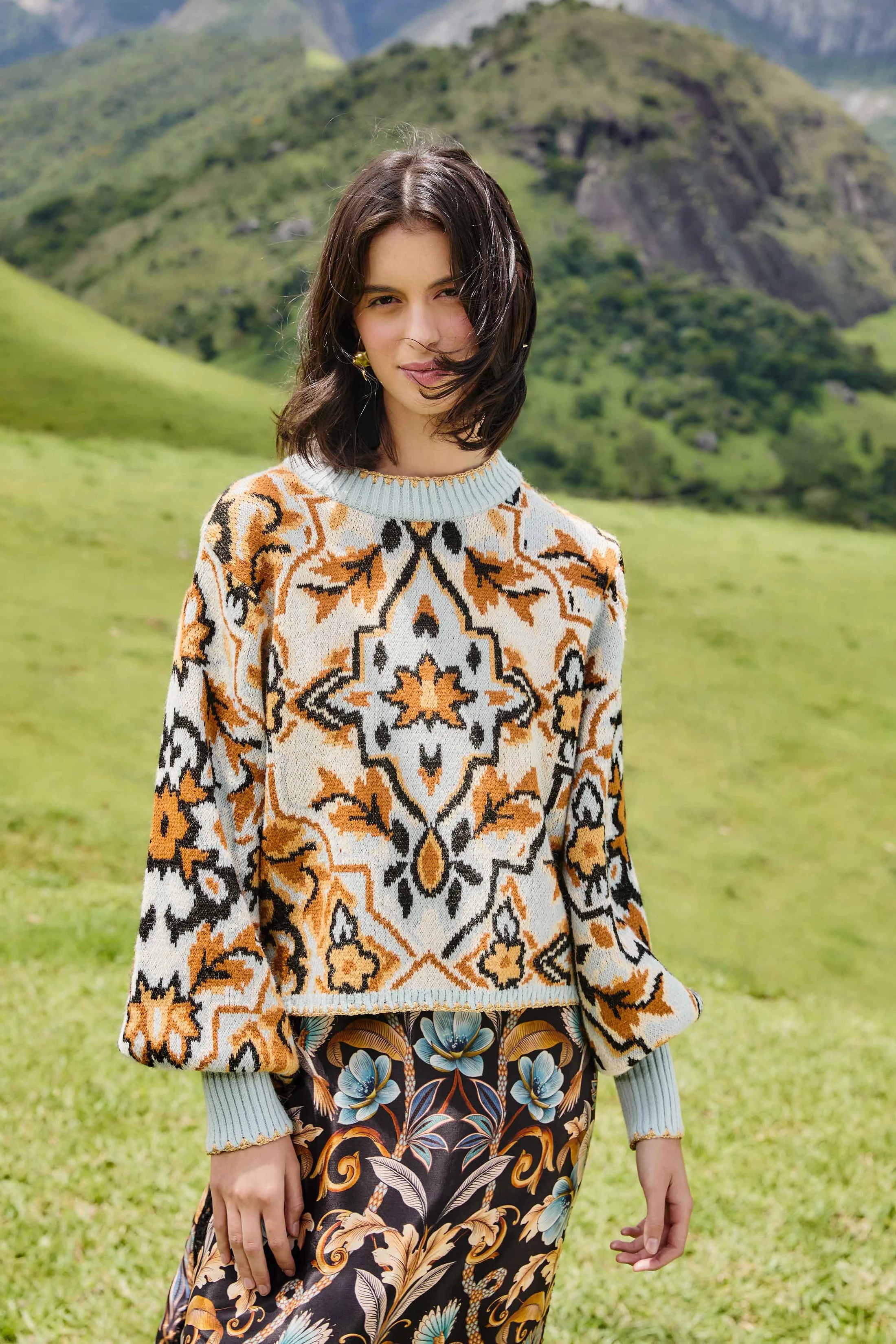 TAPESTRY SWEATER