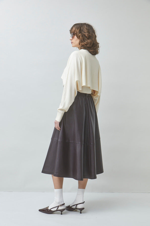 PRAVA SWEATER