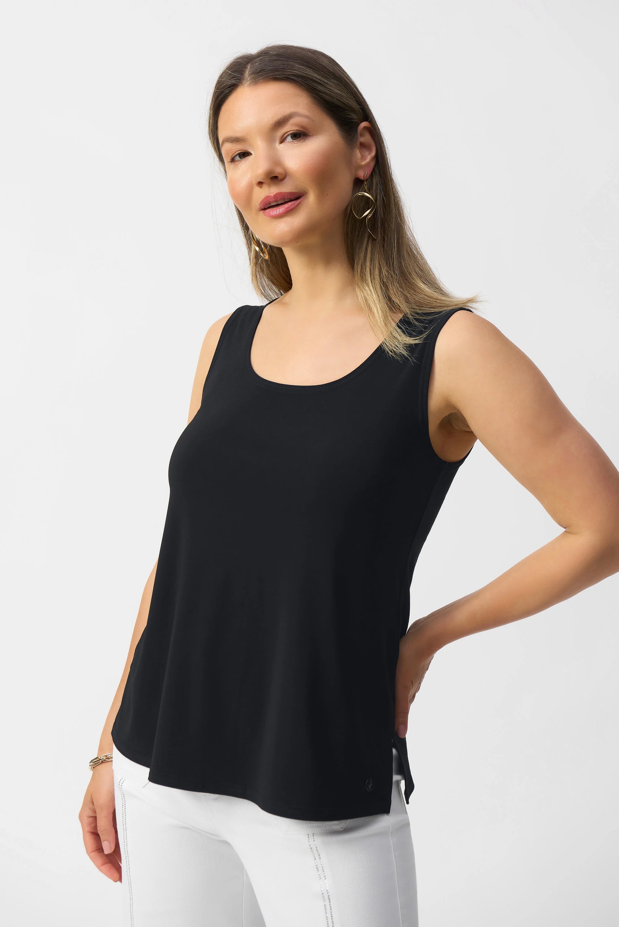 JOSEPH RIBKOFF SCOOP NECK CAMISOLE