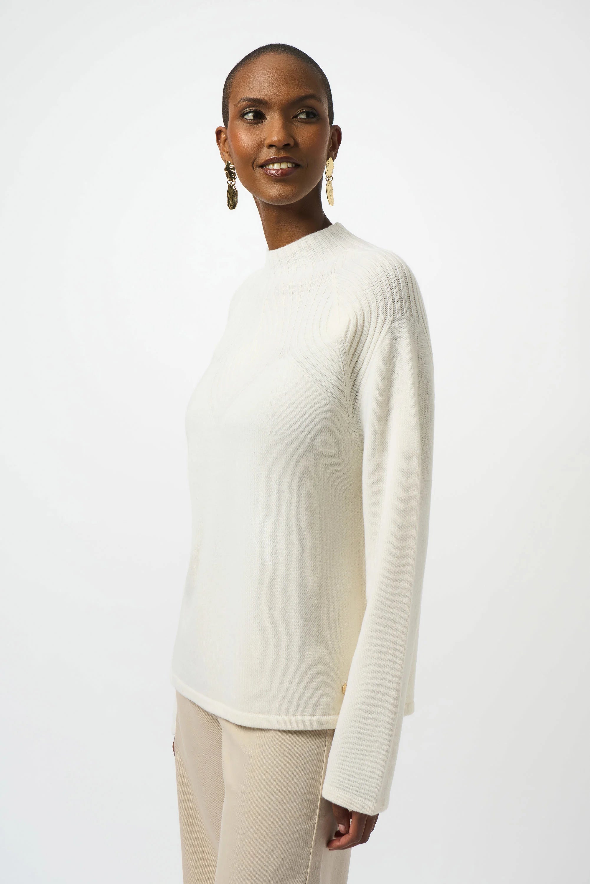WOOL BLEND SWEATER