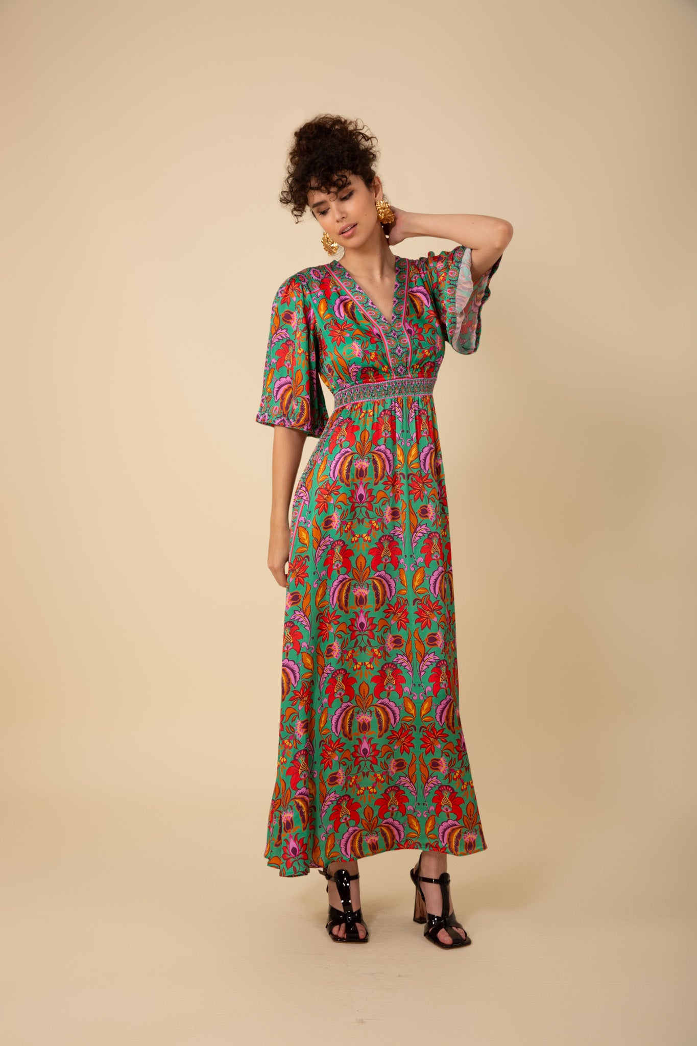 VNECK MAXI