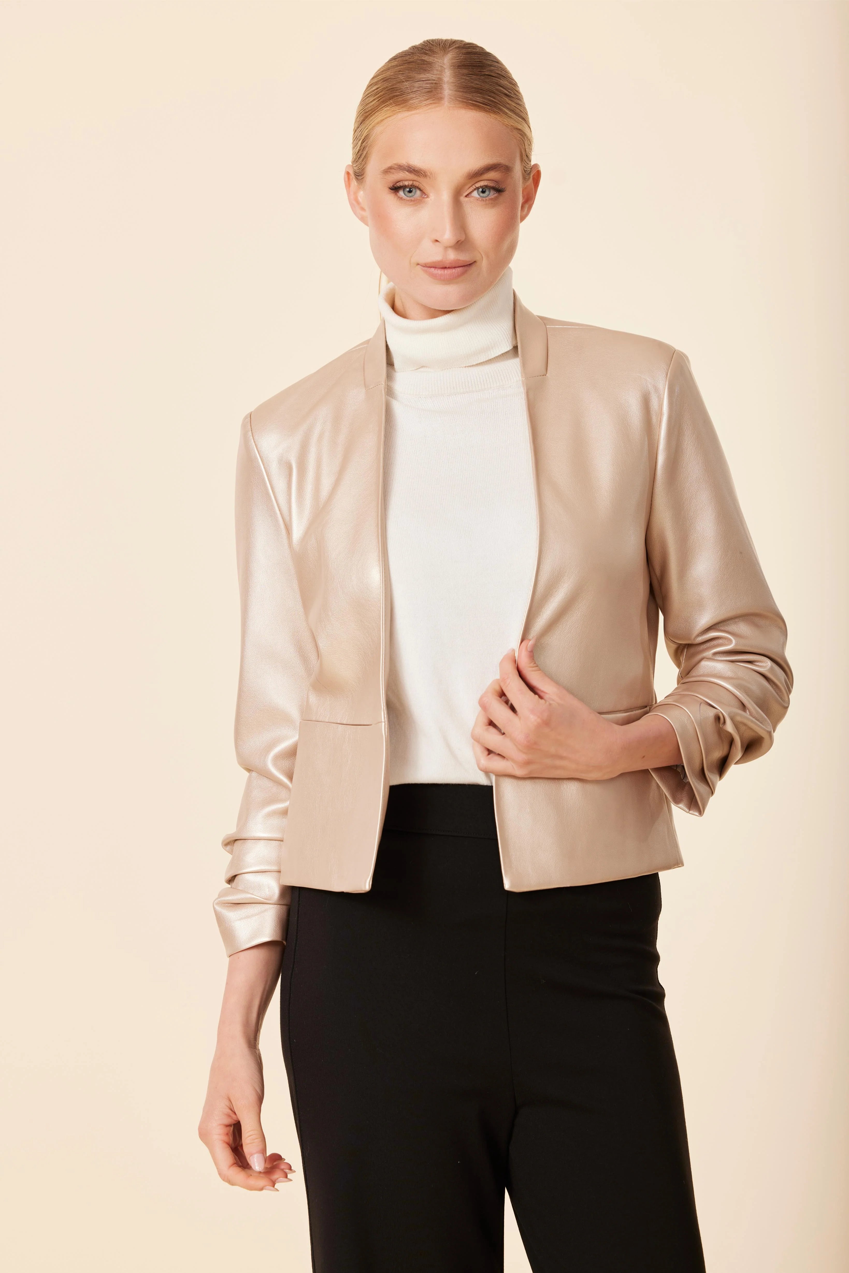 Dolce Cabo CROP JACKET