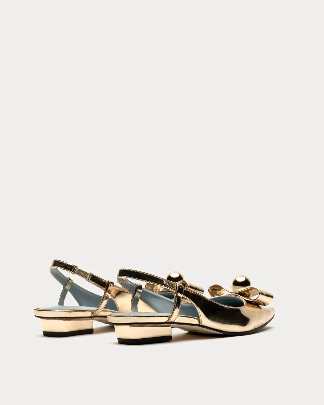 AUBREY SLINGBACK FLAT PLATINO