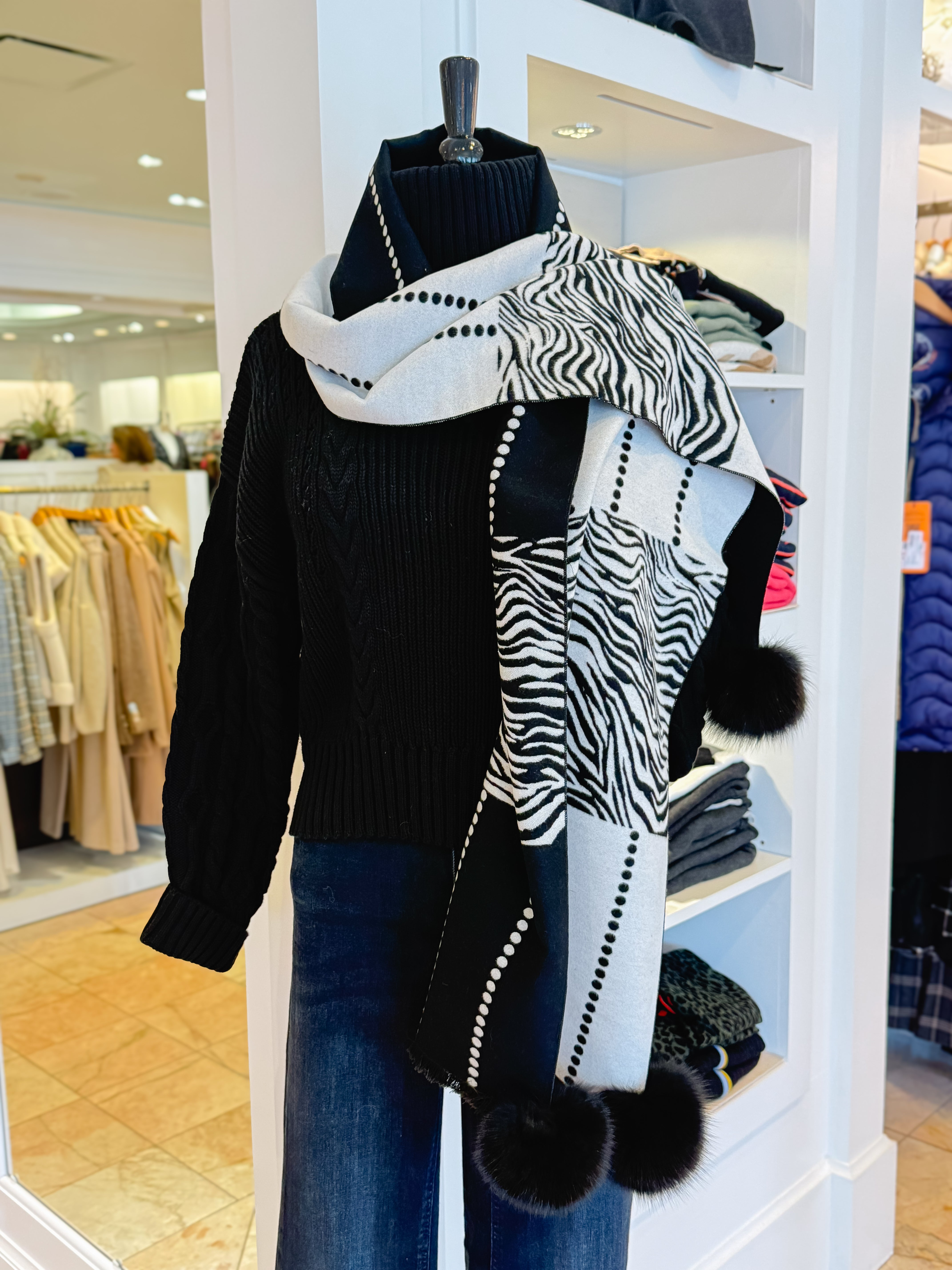 STRIPED SCARF