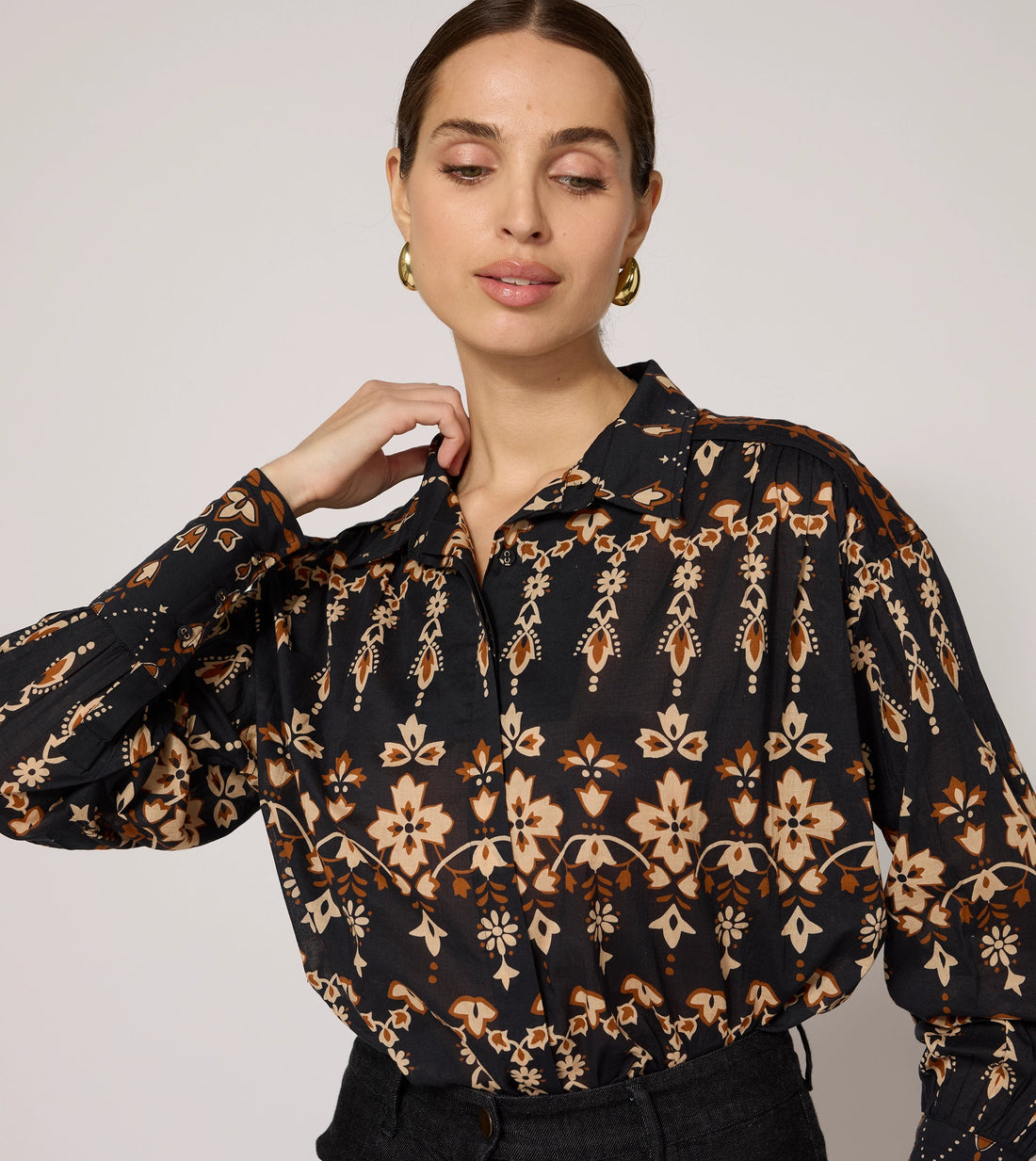 MIRABELLE BLOUSE